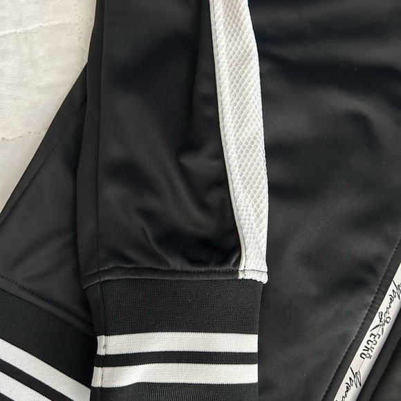 FREE COPPERFIT GLOVES/MARC ECKO CUT & SEW JACKET - Picture 7 of 10